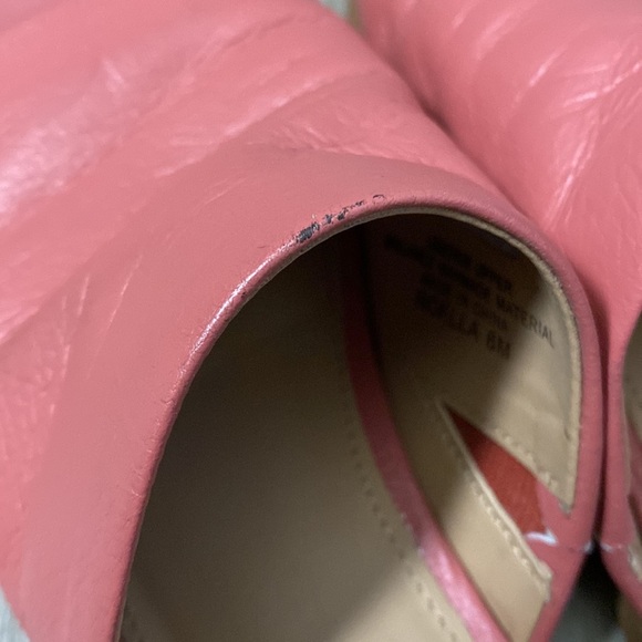 Violet & Red Noella Slides - Picture 12 of 12